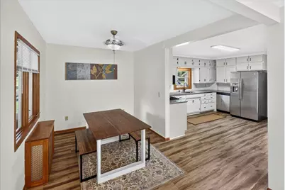 2207 Holloway Avenue E, North Saint Paul, MN 55109 - Photo 15