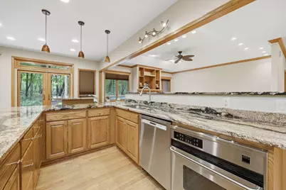 2111 25th Street S, Saint Cloud, MN 56301 - Photo 3