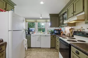1001 13th St SE, Menomonie, WI 54751 - Photo 7