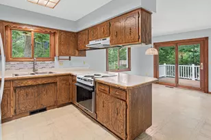 5915 Hidden Oaks Cir SE, Prior Lake, MN 55372 - Photo 9