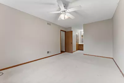 560 Donegal Circle, Shoreview, MN 55126 - Photo 15