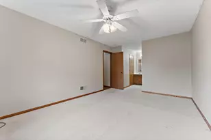 560 Donegal Cir, Shoreview, MN 55126 - Photo 15