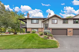 560 Donegal Cir, Shoreview, MN 55126 - Photo 23