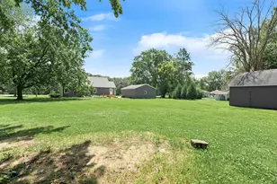 22341 570th Ave, Austin, MN 55912 - Photo 21