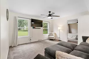 22341 570th Ave, Austin, MN 55912 - Photo 11
