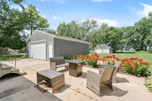 22341 570th Ave, Austin, MN 55912 - Photo 13