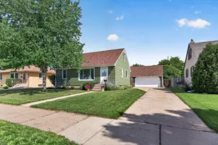 132 Spruce St W, South Saint Paul, MN 55075 - Photo 1