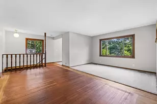 5647 Wood Ln, Saint Louis Park, MN 55436 - Photo 7