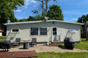 5589 Wildwood Ave, Isle, MN 56342 - Photo 3