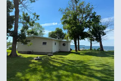 5589 Wildwood Avenue, Isle, MN 56342 - Photo 13