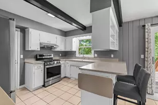 215 Union Terrace Ln N, Plymouth, MN 55441 - Photo 3