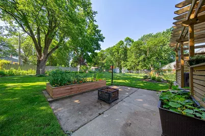 762 E Prince Street, Lake Crystal, MN 56055 - Photo 27