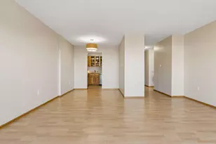 400 Groveland Ave, Minneapolis, MN 55403 - Photo 13