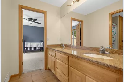 23601 Rockney Street NE, Bethel, MN 55005 - Photo 41