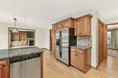 1110 Southern Hills Lane SW, Rochester, MN 55902 - Photo 7