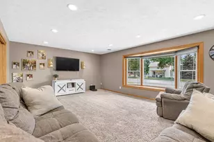 409 N Monroe St, Minneota, MN 56264 - Photo 11