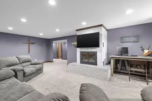 409 N Monroe St, Minneota, MN 56264 - Photo 39