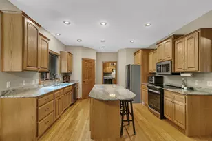 2165 Mill Pond Dr, Saint Cloud, MN 56303 - Photo 3
