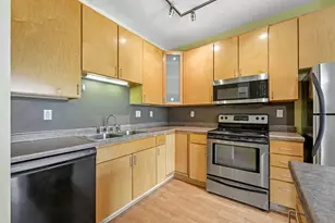 2600 University Ave SE, Minneapolis, MN 55414 - Photo 7