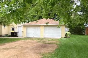 107 Stewart Ave S, Jeffers, MN 56145 - Photo 19