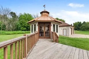 6 Lacosta Dr, Dellwood, MN 55110 - Photo 45