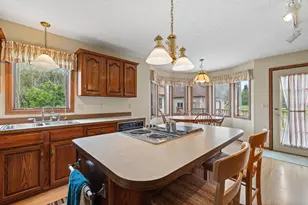 6 Lacosta Dr, Dellwood, MN 55110 - Photo 15