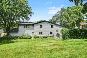 6080 134th St W, Apple Valley, MN 55124 - Photo 3