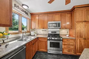 6080 134th St W, Apple Valley, MN 55124 - Photo 9
