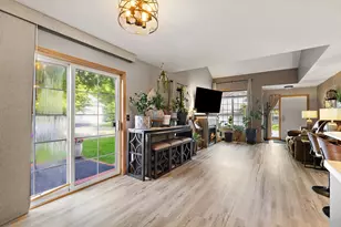 317 Creekside Dr, Buffalo, MN 55313 - Photo 5