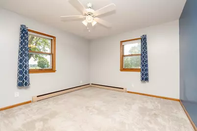 300 E Raven Street, Belle Plaine, MN 56011 - Photo 13