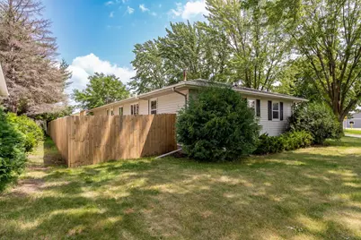 300 E Raven Street, Belle Plaine, MN 56011 - Photo 33