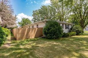 300 E Raven St, Belle Plaine, MN 56011 - Photo 33