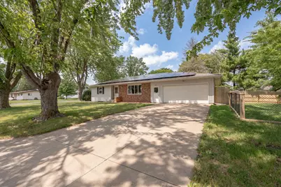300 E Raven Street, Belle Plaine, MN 56011 - Photo 37