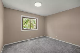 5 Crusader Ave E, West Saint Paul, MN 55118 - Photo 15