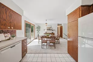 709 N Fremont St, River Falls, WI 54022 - Photo 7