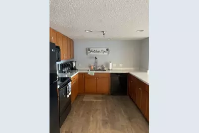 1321 Lake Drive W #320, Chanhassen, MN 55317 - Photo 13