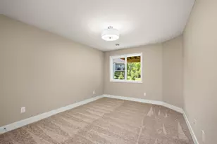 4747 Lawndale Ct N, Plymouth, MN 55446 - Photo 27