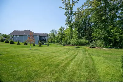 4747 Lawndale Court N, Plymouth, MN 55446 - Photo 33