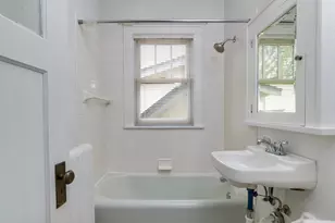 830 Lincoln Ave, Saint Paul, MN 55105 - Photo 55