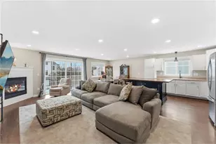 7598 Crimson Ln, Savage, MN 55378 - Photo 5