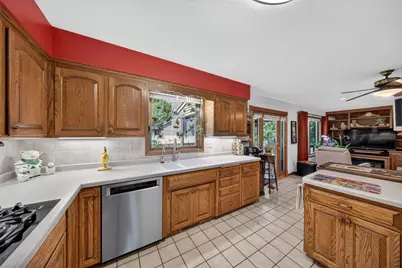 1116 Knoll Court NW, Rochester, MN 55901 - Photo 13