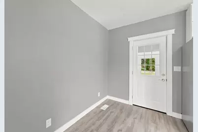 303 W Baker Street, Arlington, MN 55307 - Photo 19