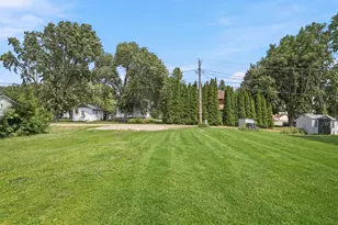 303 W Baker St, Arlington, MN 55307 - Photo 33