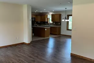 317 Oak Hills Dr, Detroit Lakes, MN 56501 - Photo 5