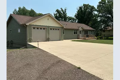317 Oak Hills Drive, Detroit Lakes, MN 56501 - Photo 25