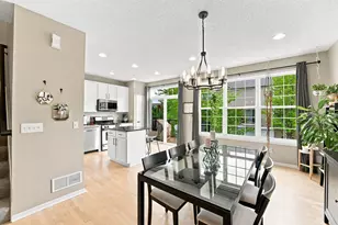 15742 Frisian Ln, Apple Valley, MN 55124 - Photo 13
