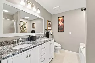 15742 Frisian Ln, Apple Valley, MN 55124 - Photo 19