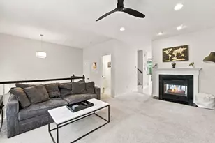 15742 Frisian Ln, Apple Valley, MN 55124 - Photo 3