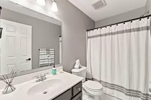 15742 Frisian Ln, Apple Valley, MN 55124 - Photo 25