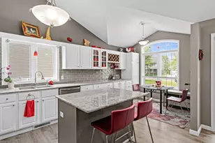 13800 Fernando Ave, Apple Valley, MN 55124 - Photo 11